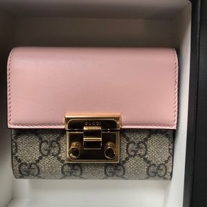 GUCCI PINK PADLOCK WALLET